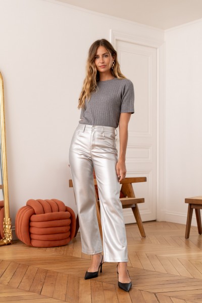 Pantalones de piel...